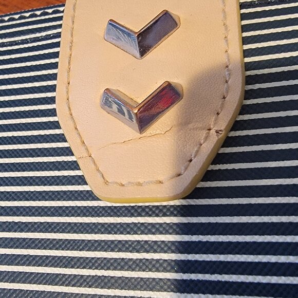 Stella & Dot Wristlet Wallet - Picture 2 of 5